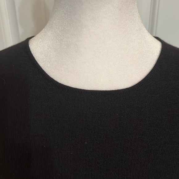 EILEEN FISHER Women’s Black Sleeveless Italian Wool size Medium Tunic Sweater - Picture 2 of 7